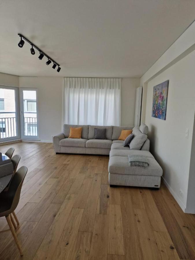 Luxury Renovated 3 Rooms Apartment Oostende Buitenkant foto