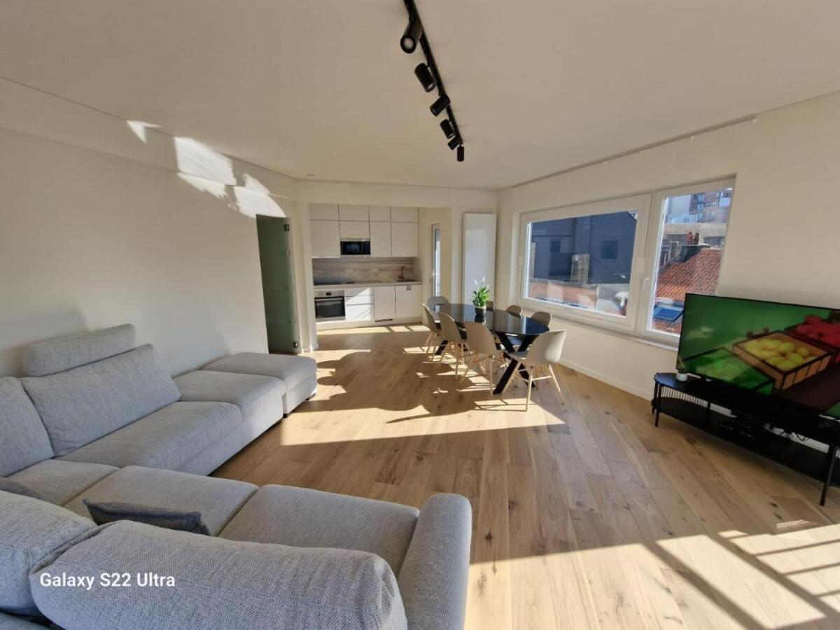 Luxury Renovated 3 Rooms Apartment Oostende Buitenkant foto