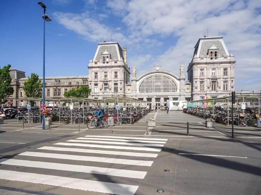 Luxury Renovated 3 Rooms Apartment Oostende Buitenkant foto